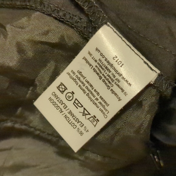 Cotton A-line Skirt w/ pockets, front split, & piping detail on waistband - Picture 7 of 12